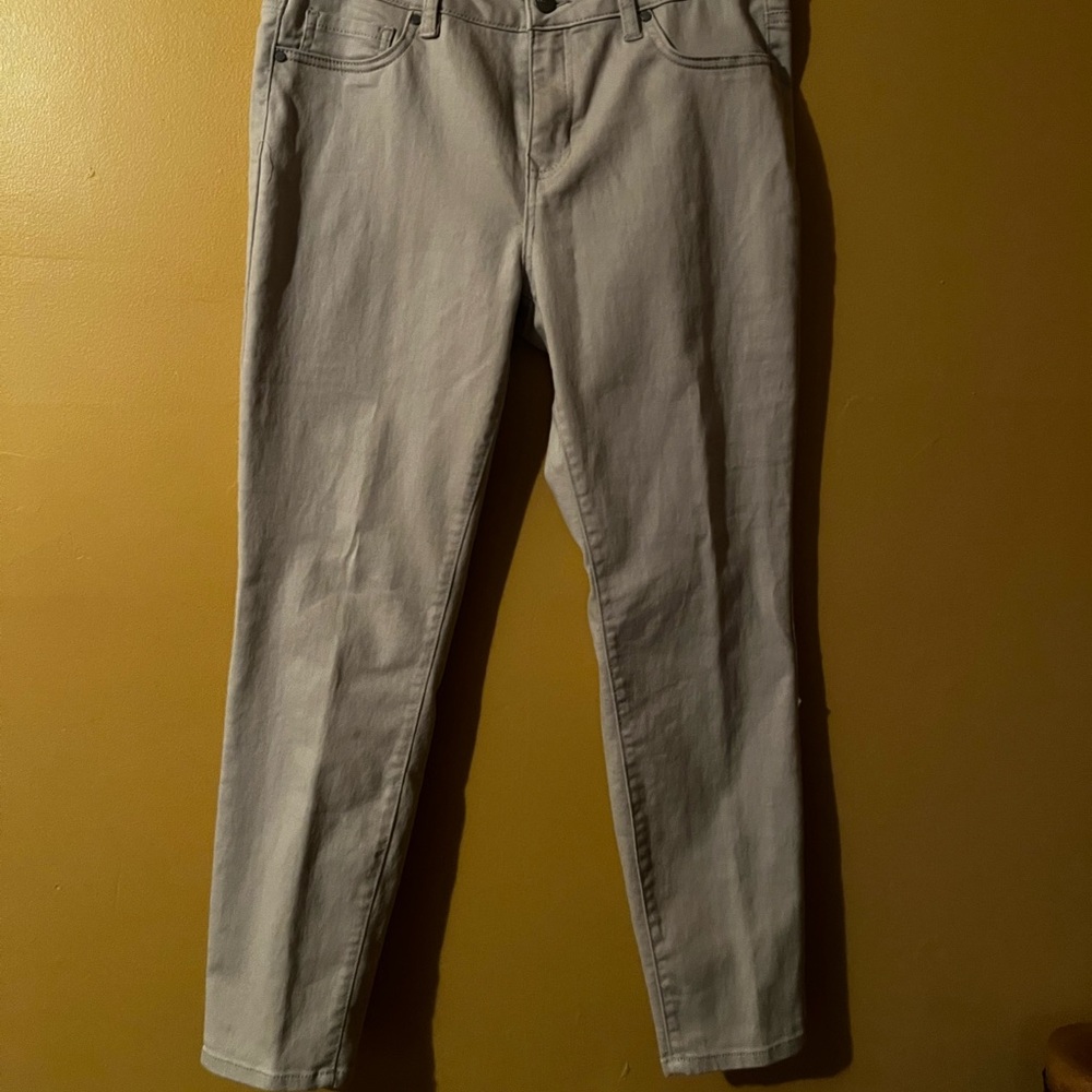 Beige stretch skinny pant ! Like new